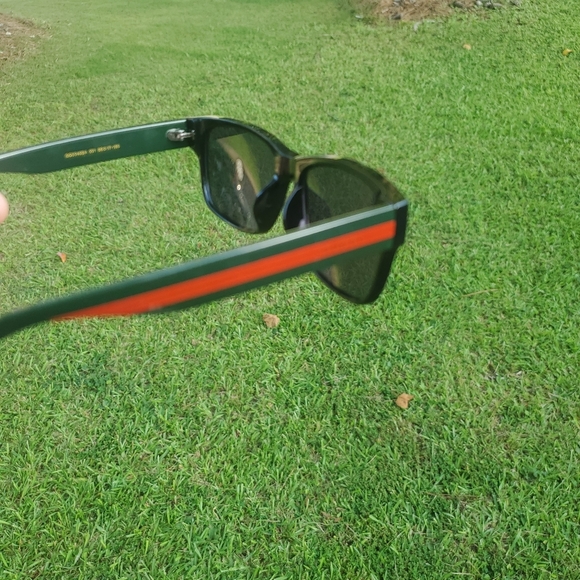 NEW Gucci Grey and Black Rectangular Women's Sunglasses - Picture 3 of 6